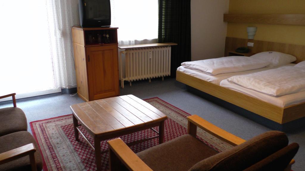 City Hotel Pforzheim Kamer foto